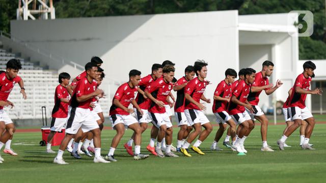 Persiapan Piala AFF U-23 2025, Garuda Muda Gelar Latihan Terbuka di Stadion Madya GBK