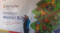 Menteri BUMN Rini Soemarno meninjau keberadaan Warung Internet Desa (Ides) milik PT Indonesia Comnets Plus (ICON+) di Kampung Air, Labuan Bajo, Nusa Tenggara Timur, Minggu, 6 Oktober 2019. Liputan6.com/Ola Keda