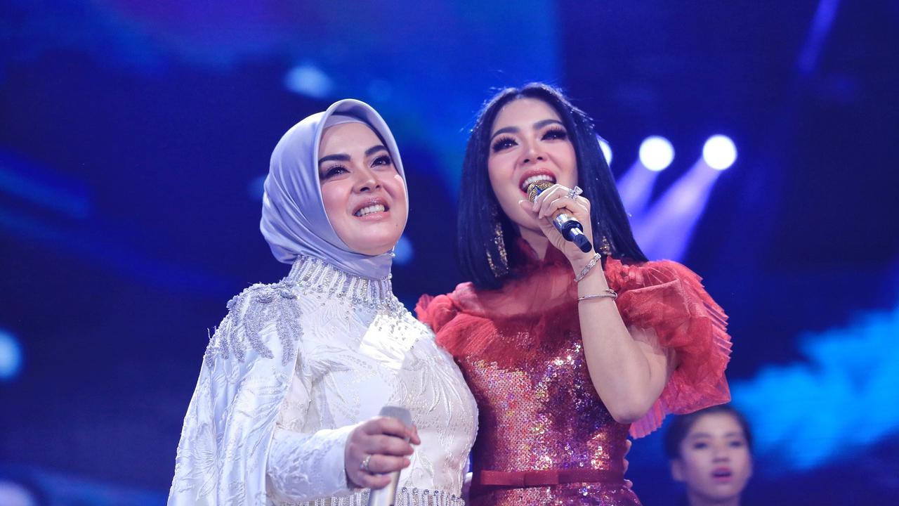 [Bintang] Syahrini - Aisyahrani