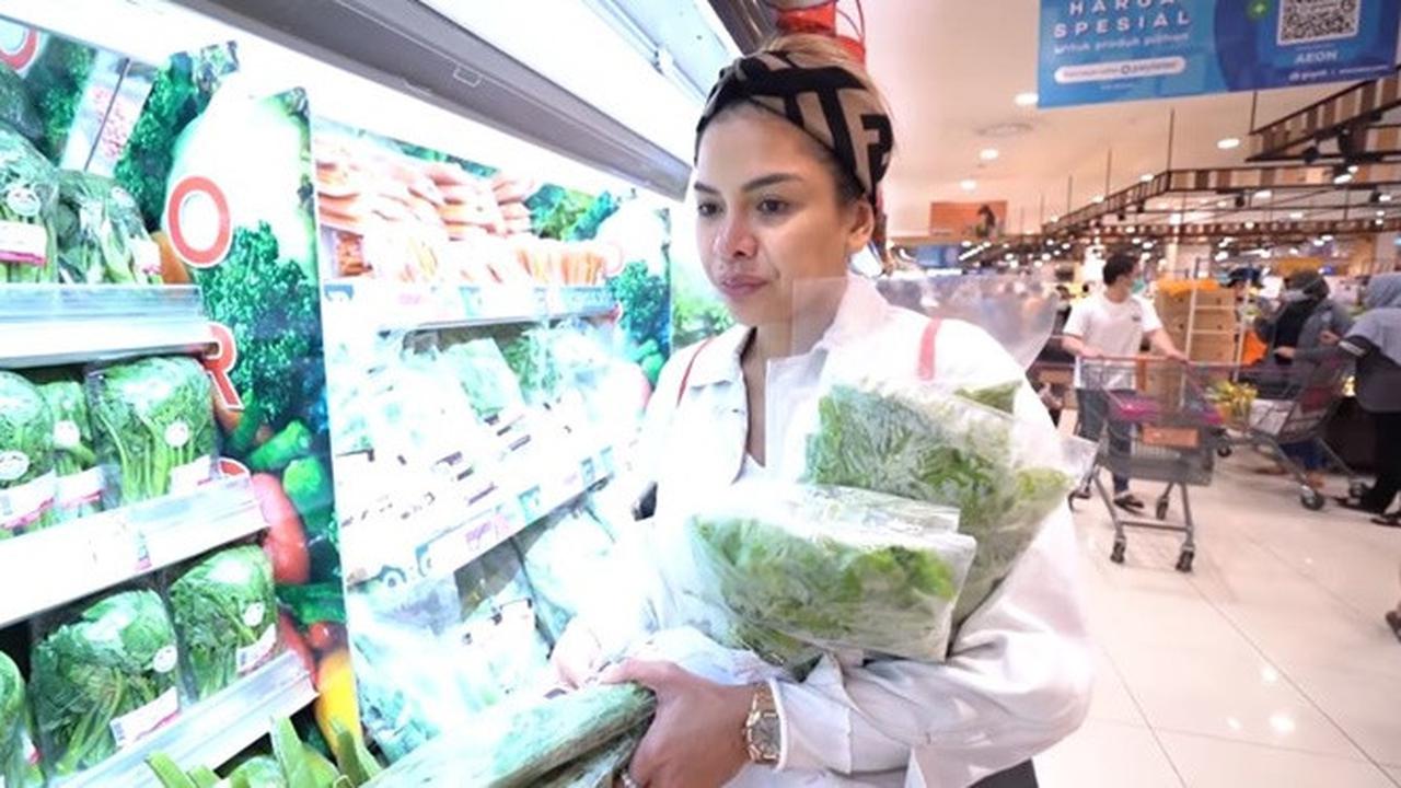 7 Potret Nikita Mirzani Belanja Bulanan saat Pandemi Corona, Habis Rp 13 juta