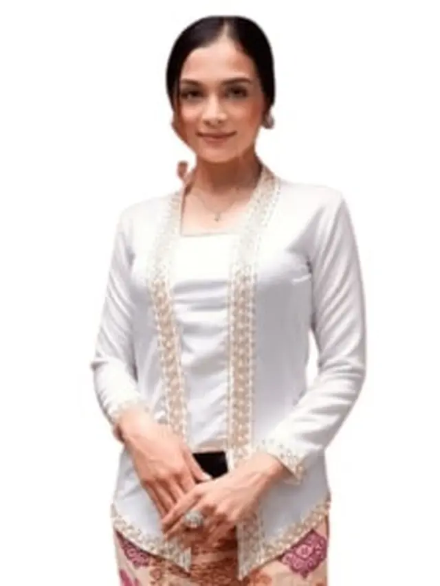 Kebaya Model Payet Batavia (Sumber : Pilihanpro)