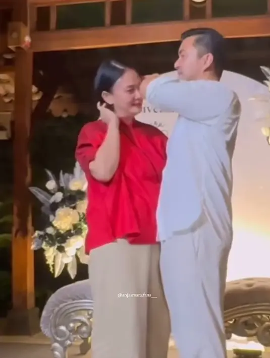 Anjasmara dan Dian Nitami rayakan 25 tahun pernikahan. [Foto: Instagram/anjasmara]