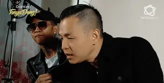 Bintang Tanya Dong minggu ini menampilkan Ernest Prakarsa dan Young Lex. Simak videonya, siapa tahu pertanyaan kamu yang dijawab.