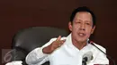 Kepala BIN Sutiyoso menggelar konferensi pers pasca Ledakan di Kawasan Thamrin, Jakarta, Jumat (15/1/2016). Sutiyoso menghendaki BIN diberikan wewenang menangkap dan menahan teroris oleh Pemerintah. (Liputan6.com/Yoppy Renato)
