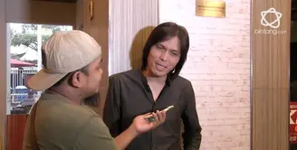 Once Mekel malas gunting rambut sejak kecil.