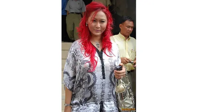Tampil Makin Cantik, Ini 7 Foto Jadul Inul Daratista