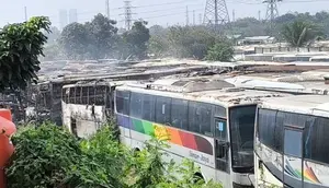 Berapa Kerugian 50 Bus Sinar Jaya Terbakar?