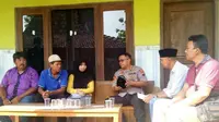 Salah satu korban pembakaran hidup-hidup di Rembang, Sukarno, meninggal dunia. (Foto: Liputan6.com/Ahmad Adirin)