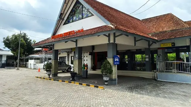 Daftar Stasiun Pemberhentian dan Konektivitas KA Pameks