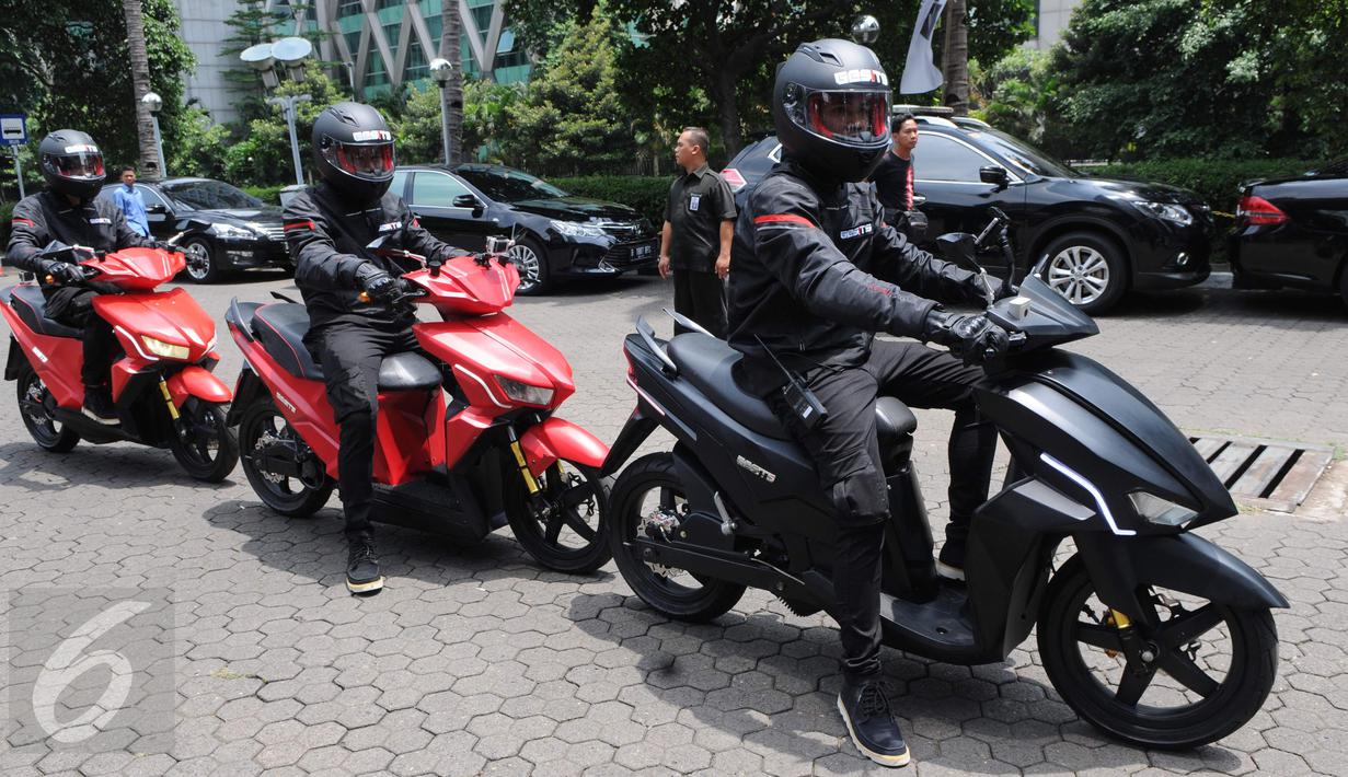  Motor  Listrik  Gesits Jajal Kemampuan Jelajah Jawa Bali  