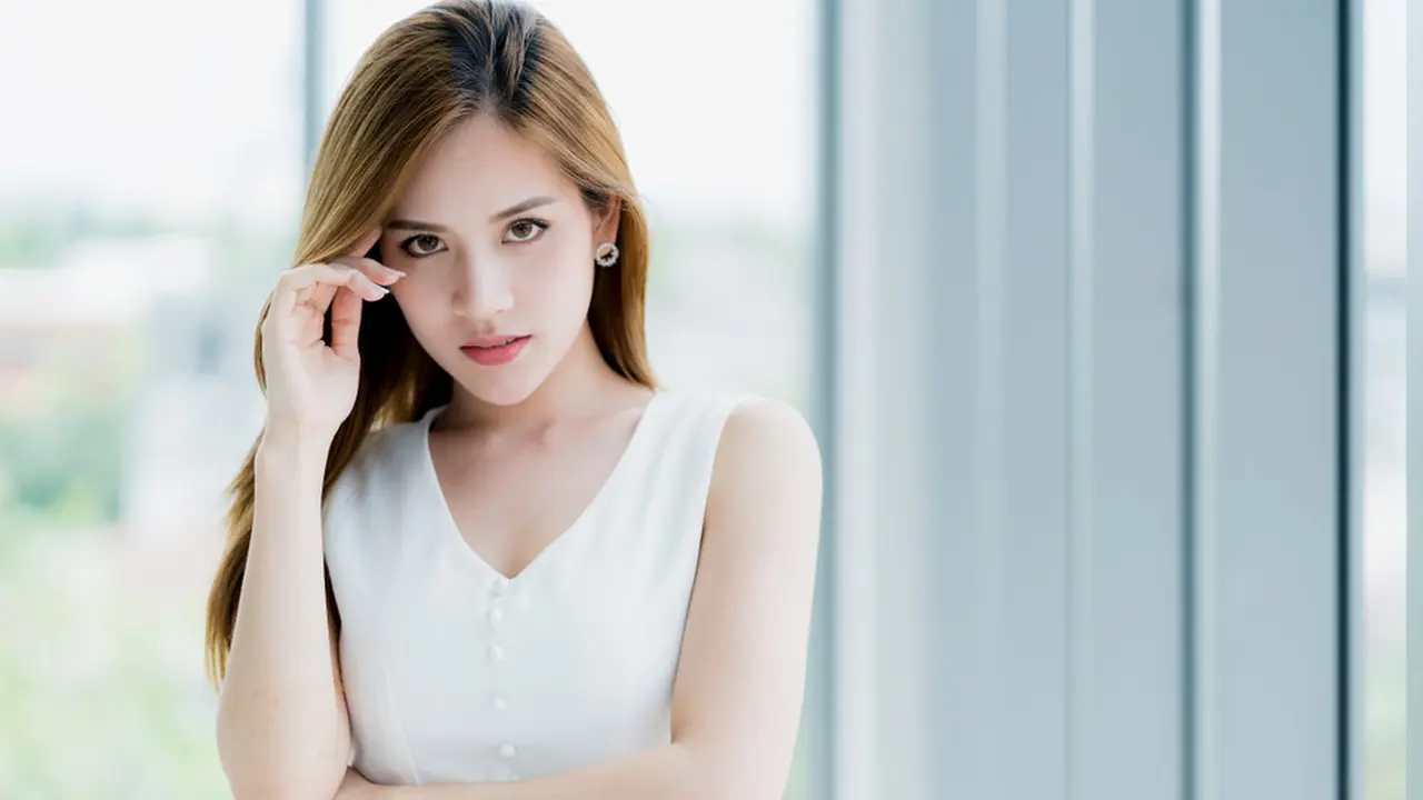 Intip! Cara Mix and Match Saat Memakai Busana Berwarna Putih