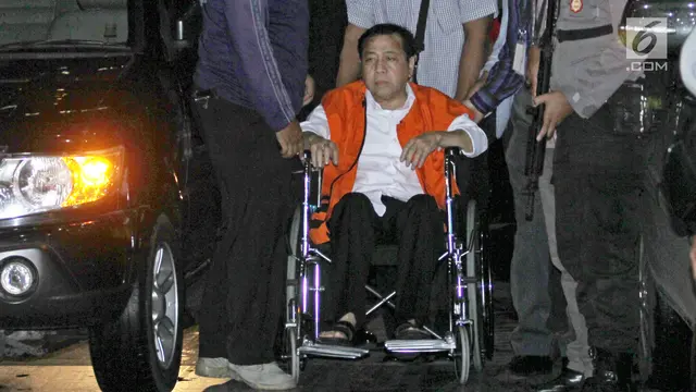 PHOTO: Tinggalkan RSCM, Setya Novanto Resmi Ditahan di Rutan KPK