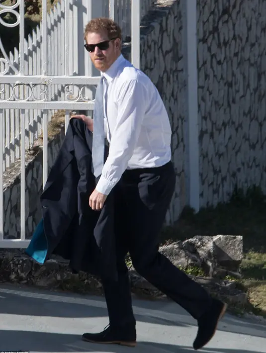 Namun kehadiran Meghan di Jamaica saat itu membuka luka lama baginya. Pasalnya ia dan mantan suaminya, produser Trevor Engleson, bercerai di Jamaica pada tahun 2011. (doc.dailymail.com)