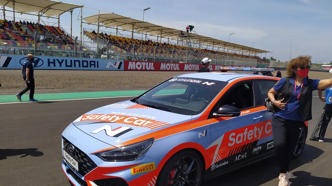 Hyundai i30 N jadi safety car di WSBK Mandalika 2022