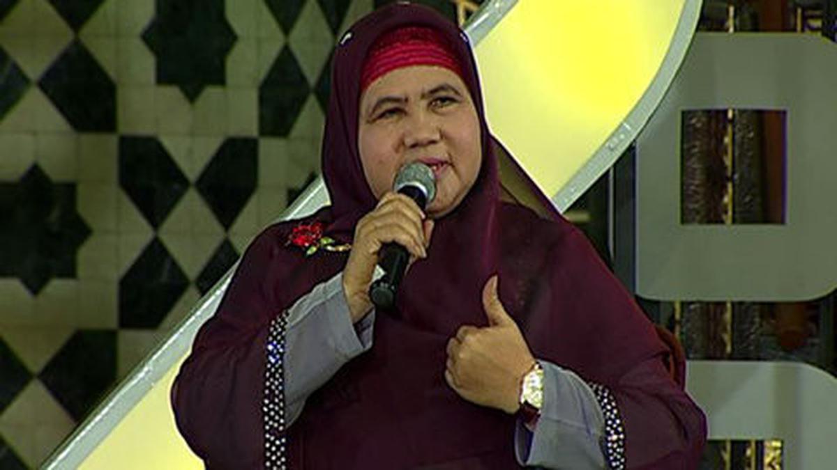 5 Potret Halaman Rumah Mamah Dedeh di Ciseeng Bogor, Asri Penuh Tanaman Hijau dan Kolam Ikan