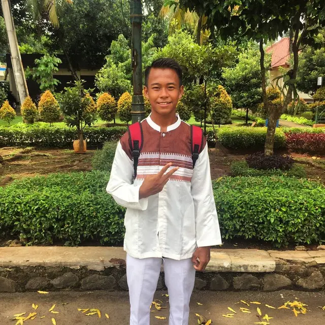 5 Foto Lawas Supriadi saat Masih Sekolah, Berprestasi dalam Sepak Bola
