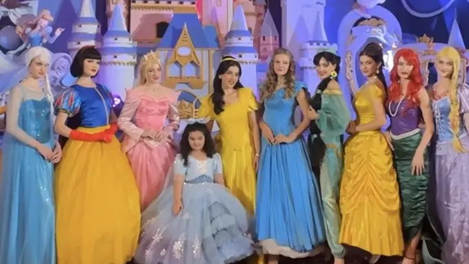 Pesta ulang tahun mewah kedua anak Tasya Farasya bertema Disneyland