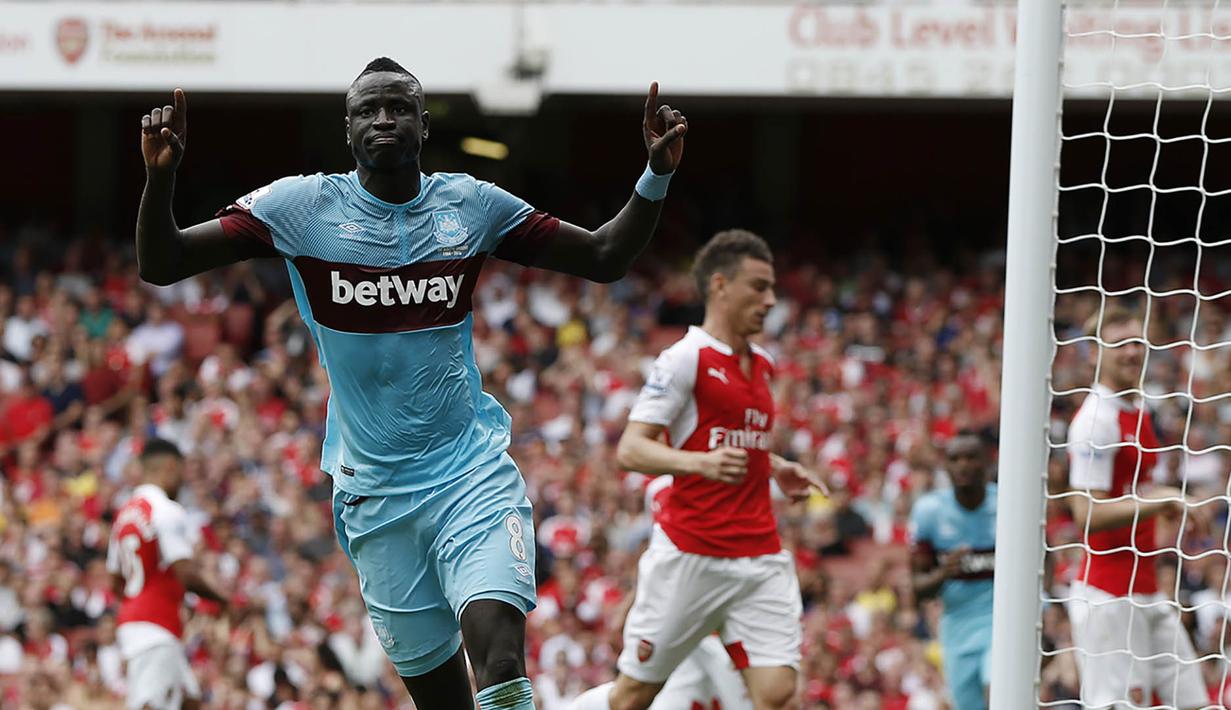 5. Cheikhou Kouyate (West Ham) - Senegal. (AFP/Adrian Dennis)