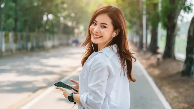 perempuan di pagi hari