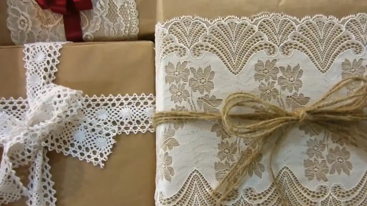 Membungkus kado Valentine. (YouTube)