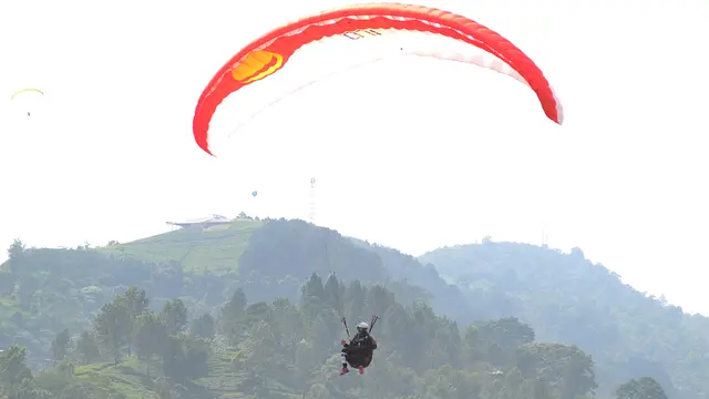 Atlet Paralayang Rika Wijayanti