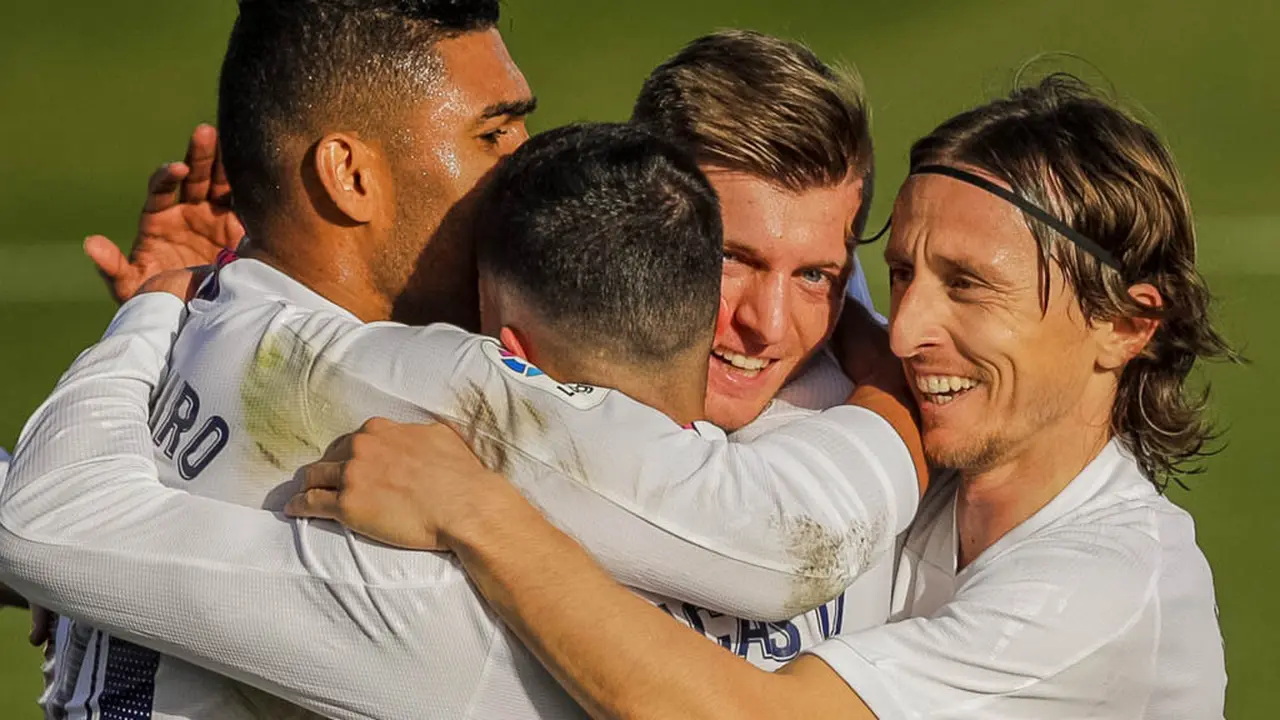 Foto Liga Spanyol: Bungkam Valencia, Real Madrid Kembali Gusur Barcelona di Klasemen La Liga