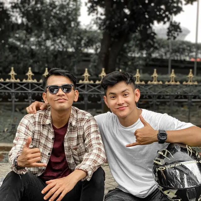 6 Potret Angga Putra Bareng Pemain Anak Jalanan Reborn, Karakter Masih Melekat