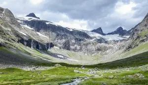 Arkeolog Temukan 48 Anak Panah Berusia hingga 6.000 Tahun di Gunung Es Norwegia