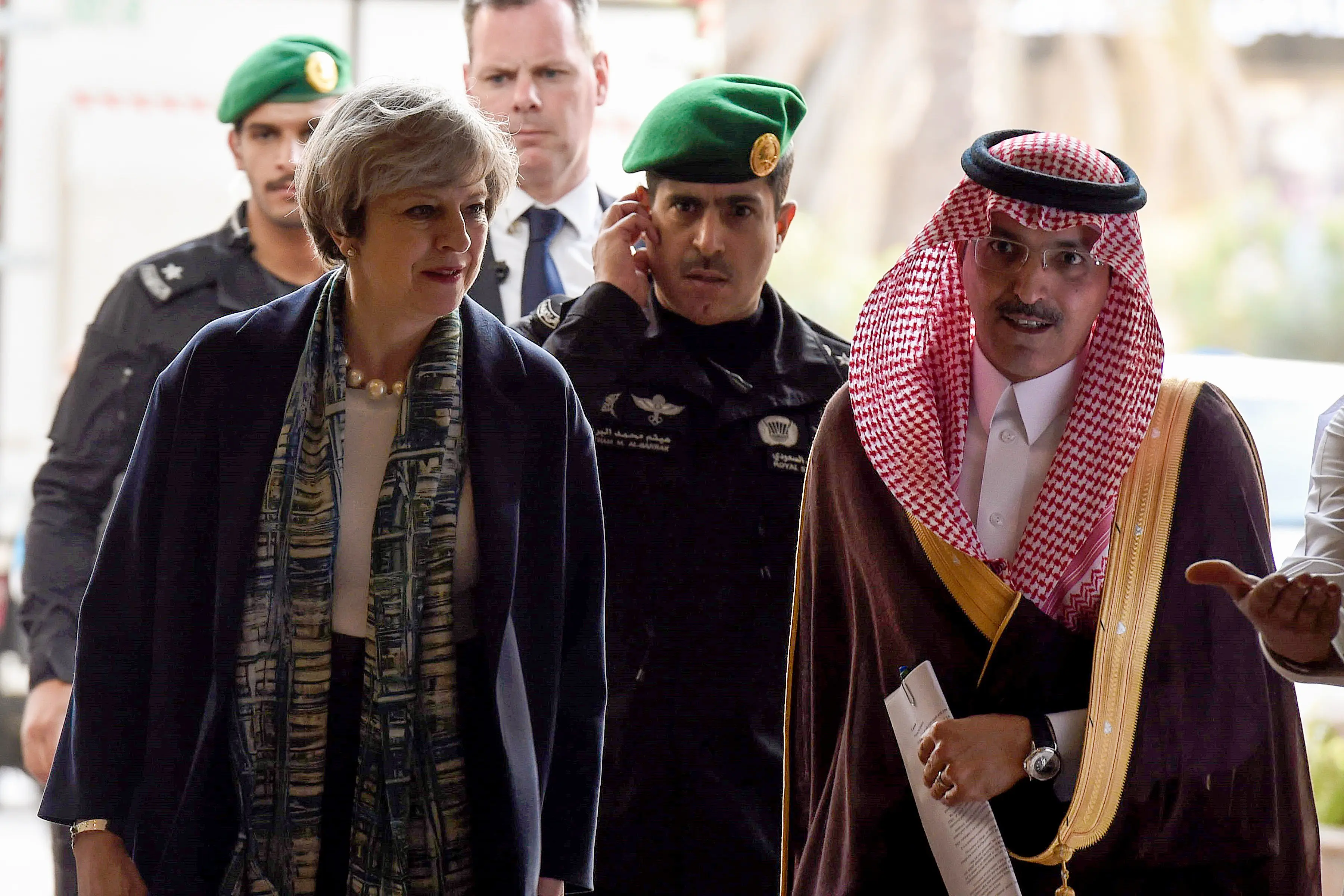 PM Inggris Theresa May berkunjung ke Arab Saudi pada 4 April 2017 (FAYEZ NURELDINE / POOL / AFP)
