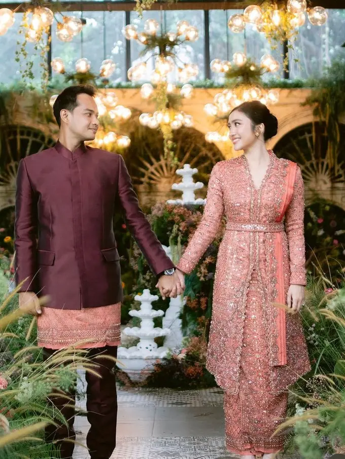 OOTD Febby Rastanty Bersama Keluarga Calon Suami