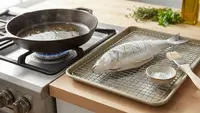 8 Cara Memasak Ikan agar Tidak Hancur dan Bumbunya Tetap Meresap, Daging Utuh dan Lezat