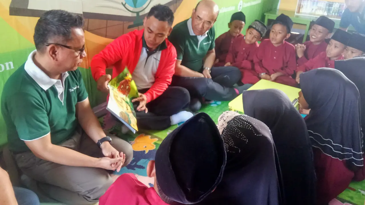Program 1 Emas 1 Pustaka