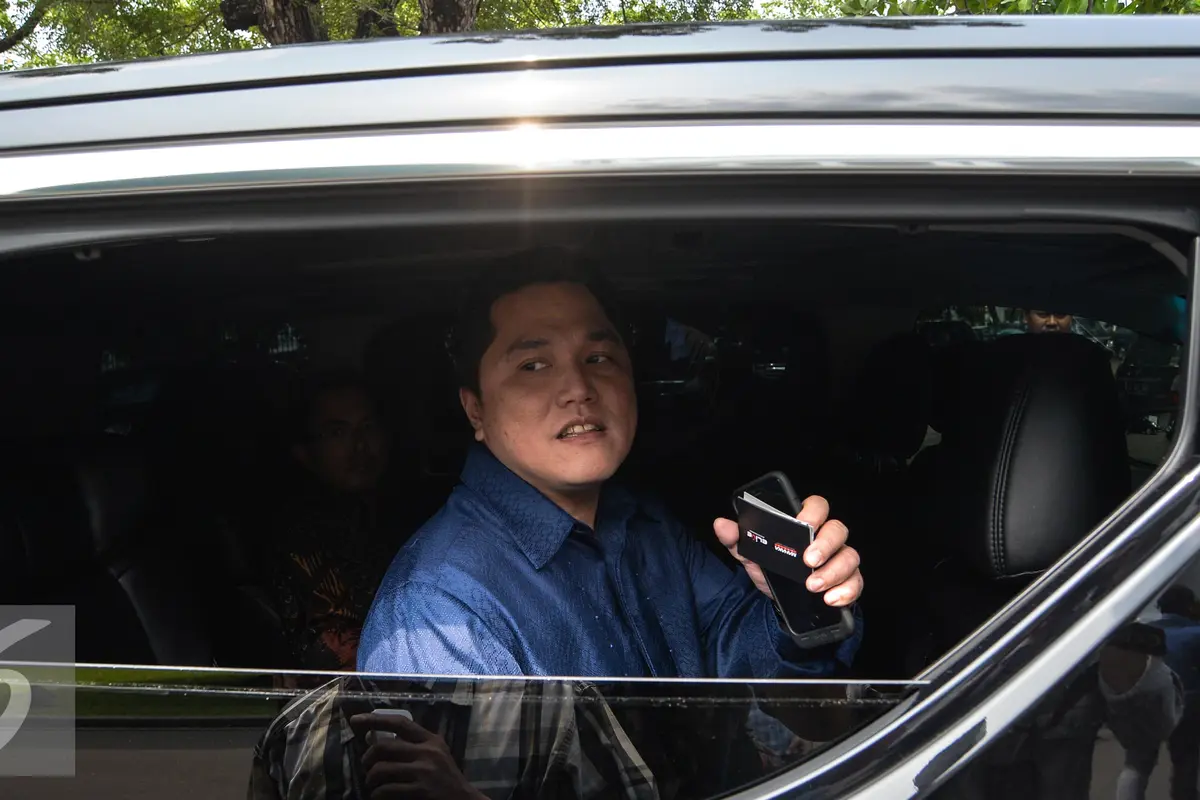 20160105-Pertemuan-Tertutup-Ketua-KOI-dengan-Presiden-Jakarta--Erick-Thohir-FF
