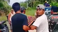 Viral Warga Gotong Jenazah karena Ambulan Desa Sulit Dipinjam, Ini Jawaban Camat