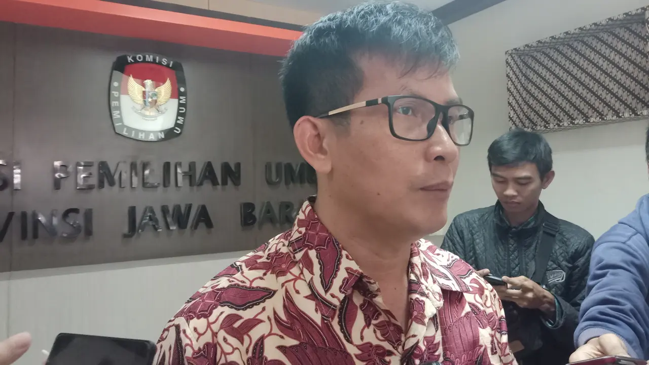 Ketua KPU Jabar Yayat Hidayat