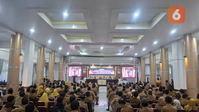 100 hari kerja Bupati Gowa Sitti Husniah Talenrang dan Wakil Bupati Darmawangsyah Muin (Liputan6.com/Fauzan)