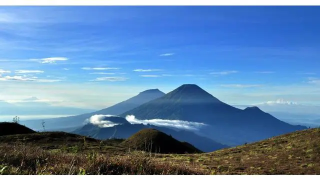 Menikmati momen kebersamaan adalah hal yang ditunggu orang-orang. Hingga beberapa orang ini, rela melakukan apa saja demi menikmati momen tersebut.