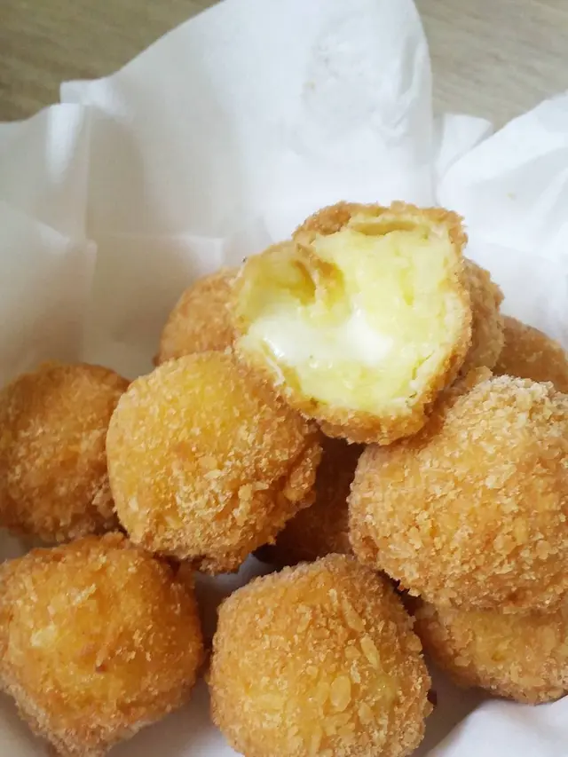Bola Kentang Keju