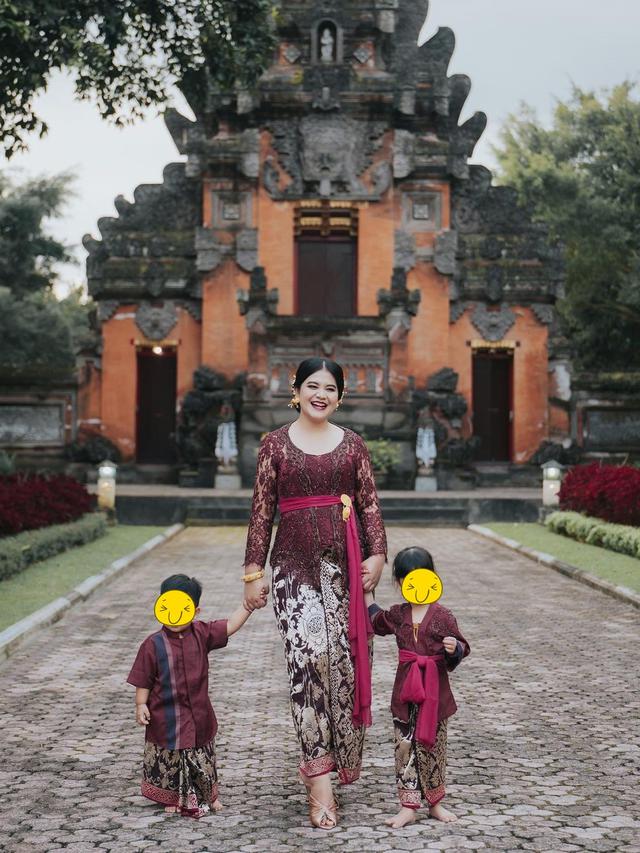Peringati Hari Raya Nyepi, Ini Pemotretan Kahiyang Ayu Pakai Baju Adat Bali