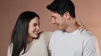 6 Potret Steffi Zamora Umumkan Hamil Anak Nino Fernandez, Unggah Foto Maternity