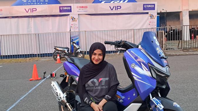 Eca Sabana Unjuk Gigi di Yamaha Cup Race 2026, Bukti Cewek Bisa Bersaing dengan Cowok di Lintasan