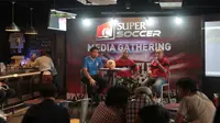 Suasana press conference Media Gathering Super Soccer Futsal Battle di Cafe Brewerkz, Senayan City, (17/10/2017). Acara ini sehubungan dengan akan digelarnya Grand Final SSFB2017. (Bola.com/Nicklas Hanoatubun)