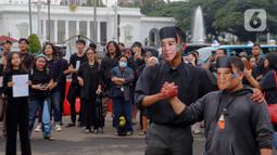 Sebelumnya, kemarin Rabu (28/2/2024), Menteri Pertahanan Prabowo Subianto mendapat penghargaan kenaikan pangkat istimewa dari Presiden Joko Widodo. (Liputan6.com/Herman Zakharia)