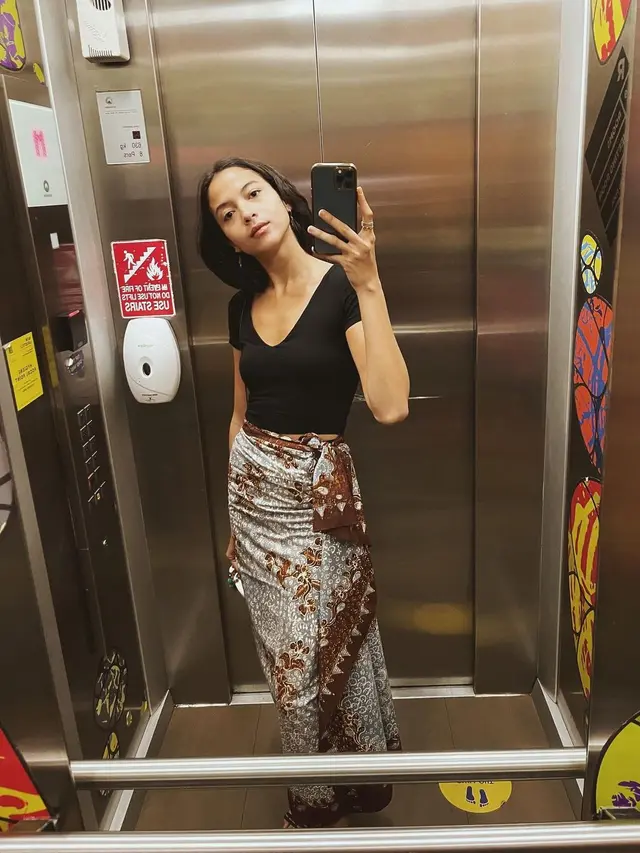 8 Potret Terbaru Putri Marino, Disebut Netizen Terlalu Kurus