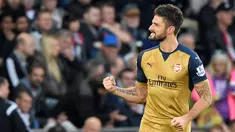 Selebrasi pemain Arsenal, Olivier Giroud, setelah mencetak gol ke gawang Swansea City dalam lanjutan Liga Premier Inggris di Stadion Liberty, Inggris, Sabtu (31/10/2015). (Reuters/Rebecca Naden)