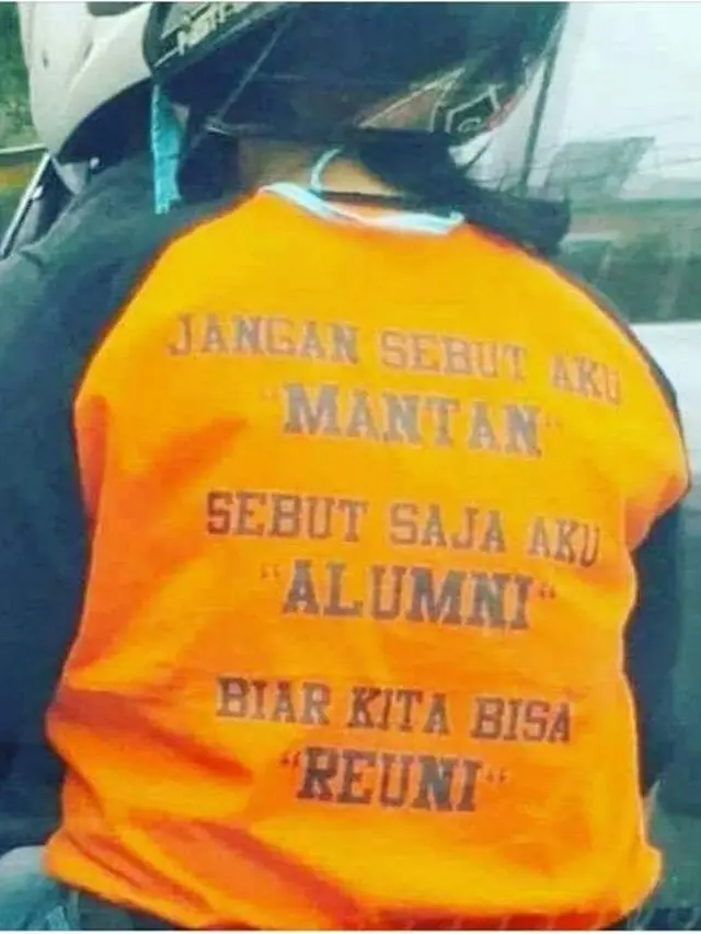 6 Tulisan di Kaus Cewek Ini Nyeleneh Banget, Bikin Ngakak