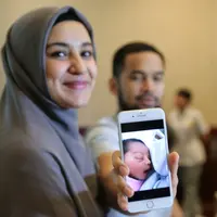 Preskon Kelahiran anak Ketiga Shireen Sungkar dan Teuku Wisnu (Adrian Putra/bintang.com)