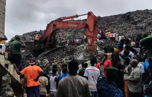 30 Orang Tewas Tertimbun Runtuhan Gunungan Sampah di Guinea