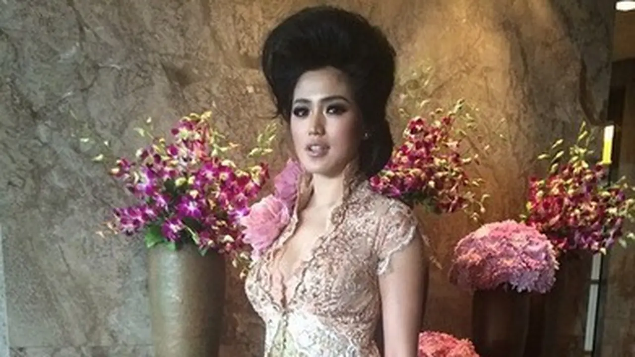 4 Gaun Cantik Jessica Iskandar