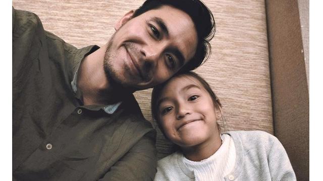 Jarang Tersorot Ini 6 Potret Cantik Anak Bungsu Darius Sinathrya Hot Liputan6 Com